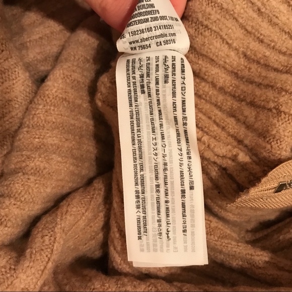 A&F Chunky Wool Sweater - Picture 2 of 5